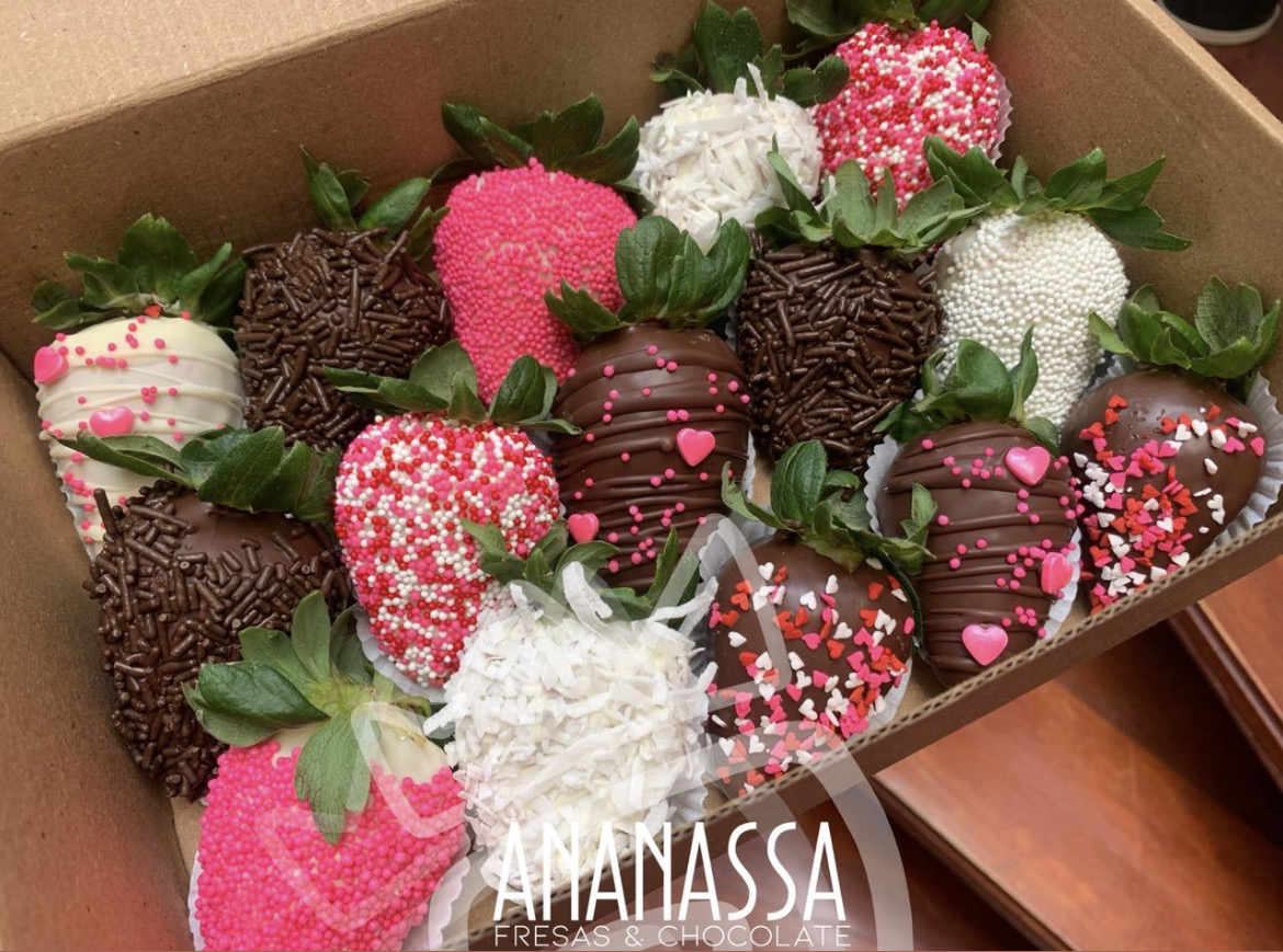 enlace Narabar doble Caja de 15 fresas con chocolate - Fucsia, blanco y chocolate oscuro -  Ananassa