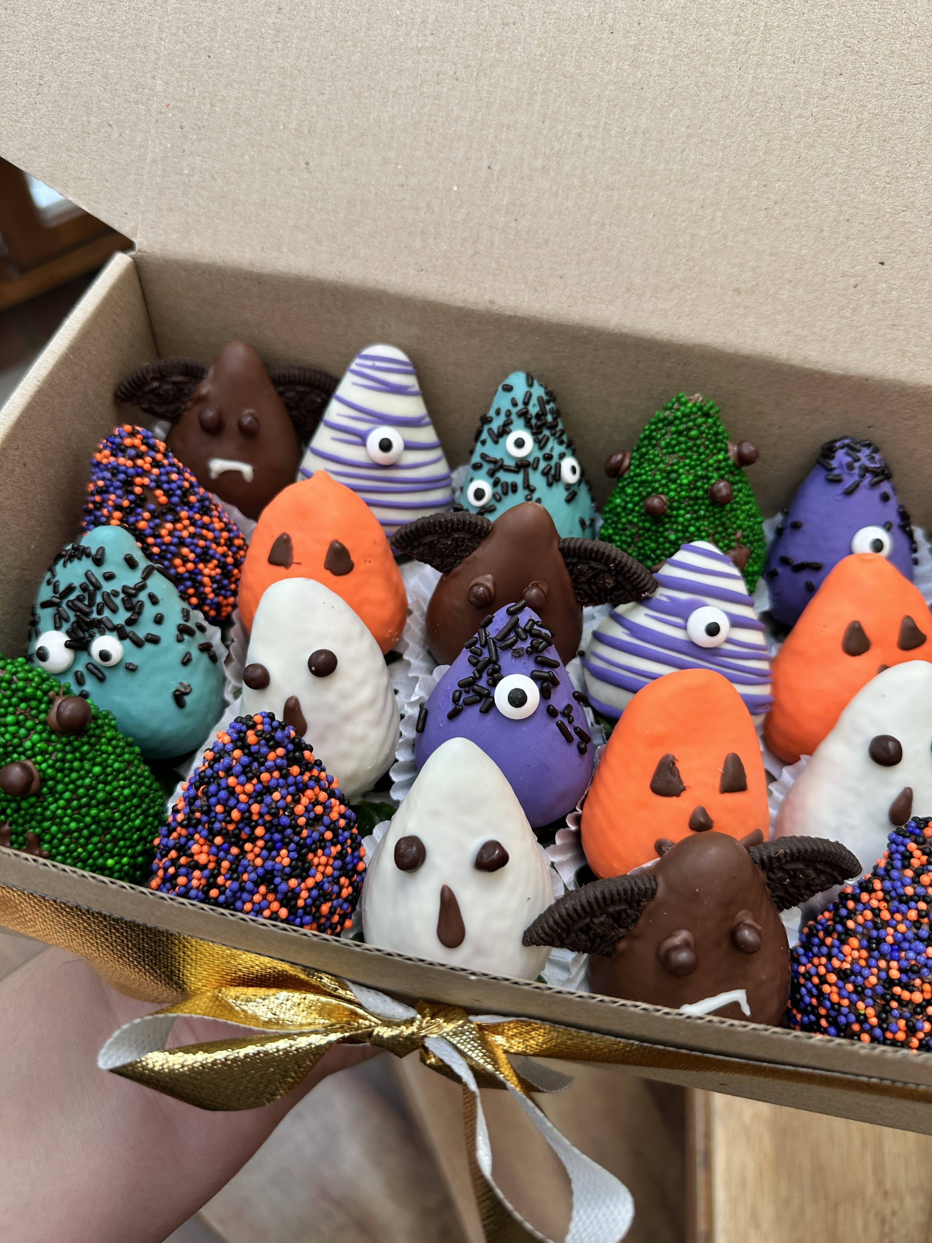 Fresas con chocolate halloween en Bogotá - Ananassa