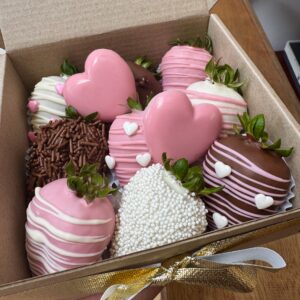 Fresas con chocolate rosado