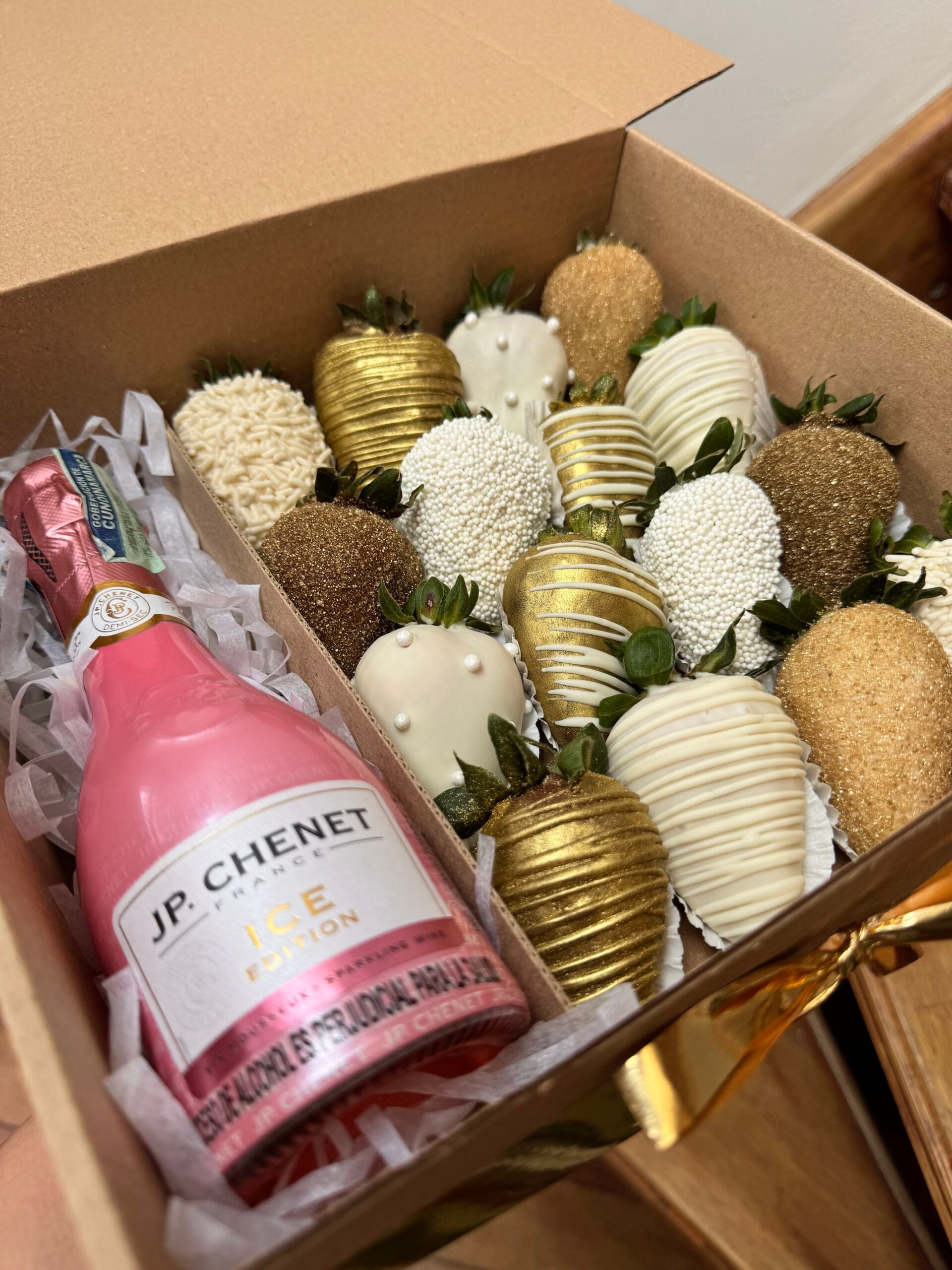 Fresas con chocolate con adicion de JP Chenet
