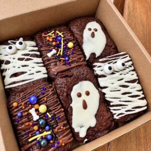 Brownies de Halloween x6 decorados con fantasmas y momias - Ananassa Bogotá